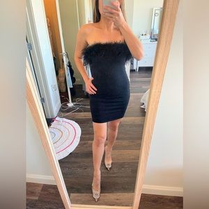 Club L STOP THE SHOW 
BLACK FEATHER TRIM BANDEAU MINI DRESS
